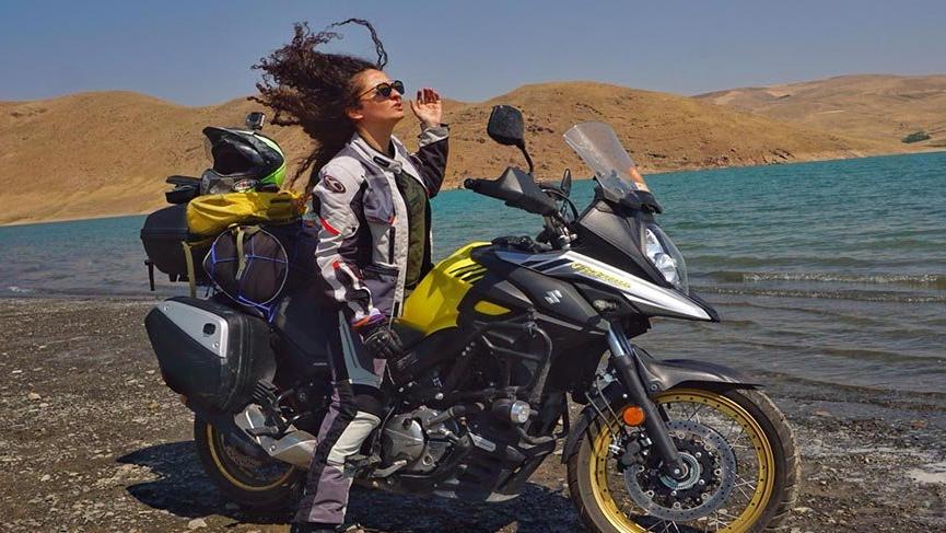 Kadınlara özgürlük yakışır diyerek motoru ile dünyanın çatısına çıkacak