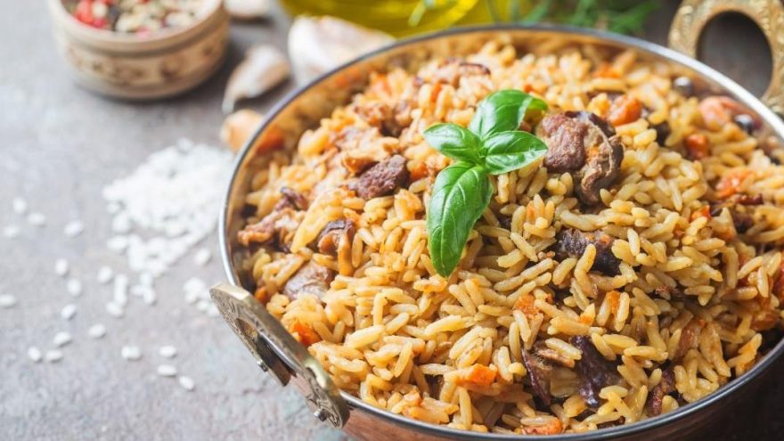Acem pilavı tarifi ve malzemeleri: Acem pilavı nasıl yapılır?