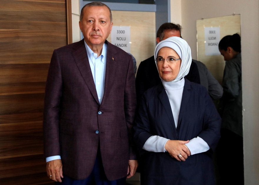 SEÇİMİ BÖYLE DUYURDU… İLK KARELER GELDİ
