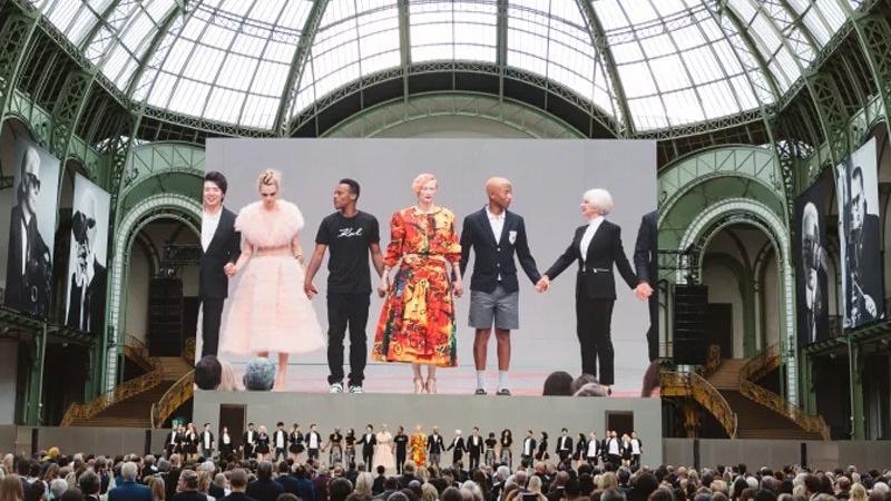 Karl Lagerfeld ölümünün dördüncü ayında anıldı