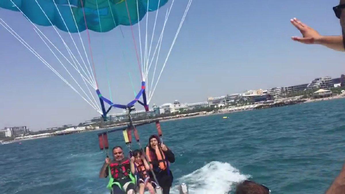 Tekneye Bagli Parasutle 50 Metreden Denize Dusen Filistinli Turist Oldu Son Dakika Haberleri