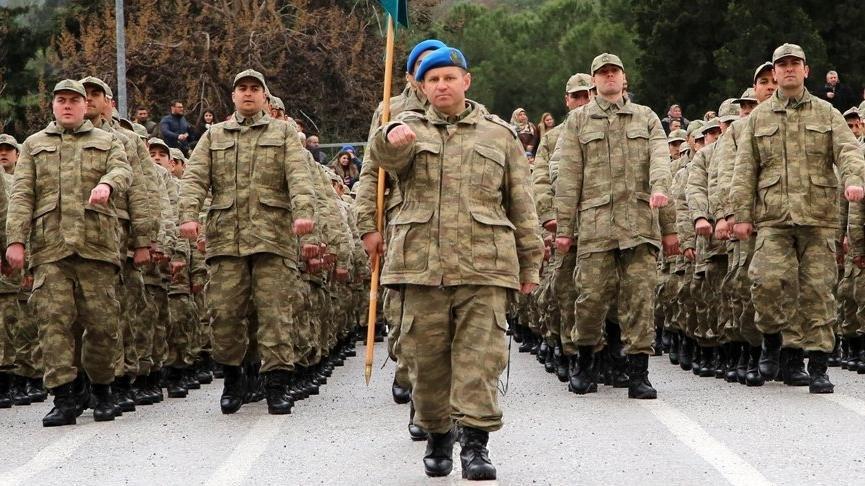 Bedelli askerlik bekleyenlere bakanlıktan büyük jest ...