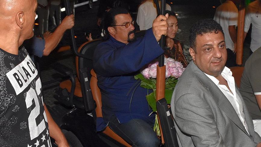 ABD’li Aktör Steven Seagal’in ilginç tepkisi