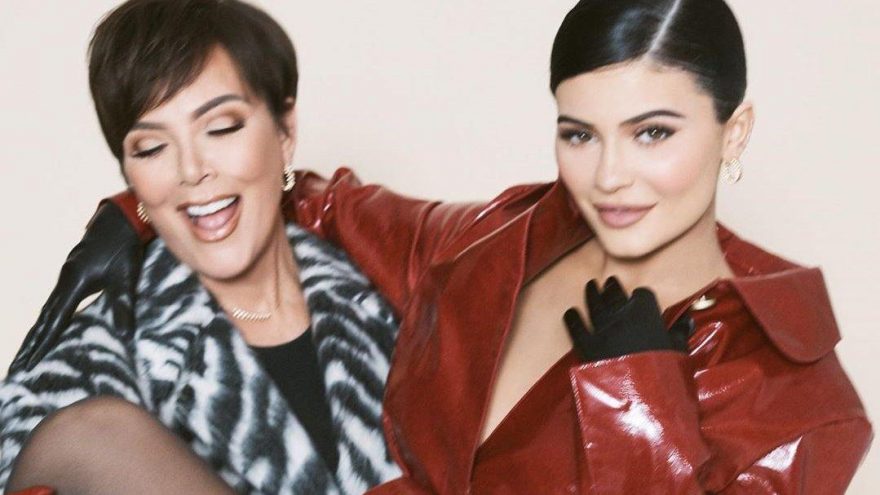 Kylie, Kris Jenner ve Stormi Harper’s Bazaar dergisine kapak oldu