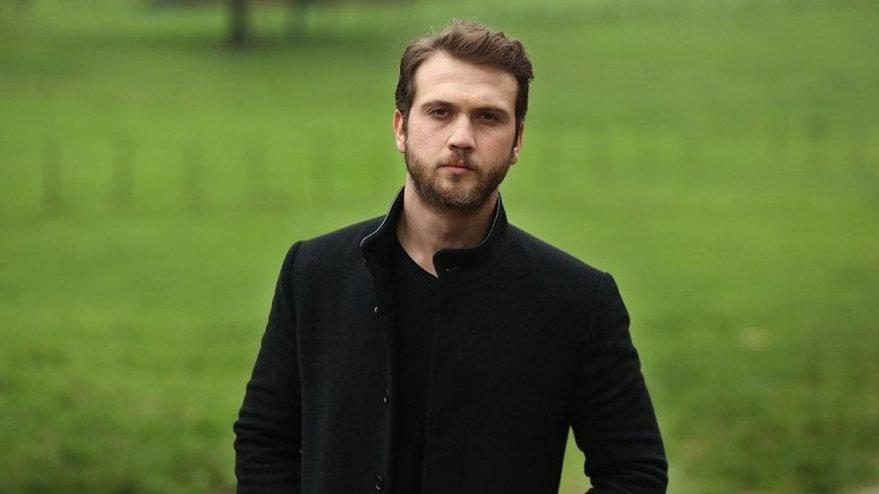 Aras Bulut İynemli birliğine teslim oldu