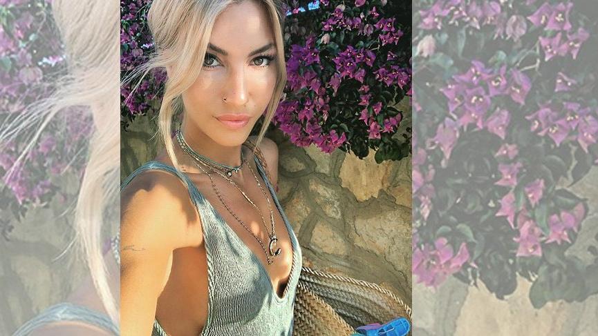Çağla Şıkel’ın tepki gösterdiği yorum: Taş gibisin maşallah…