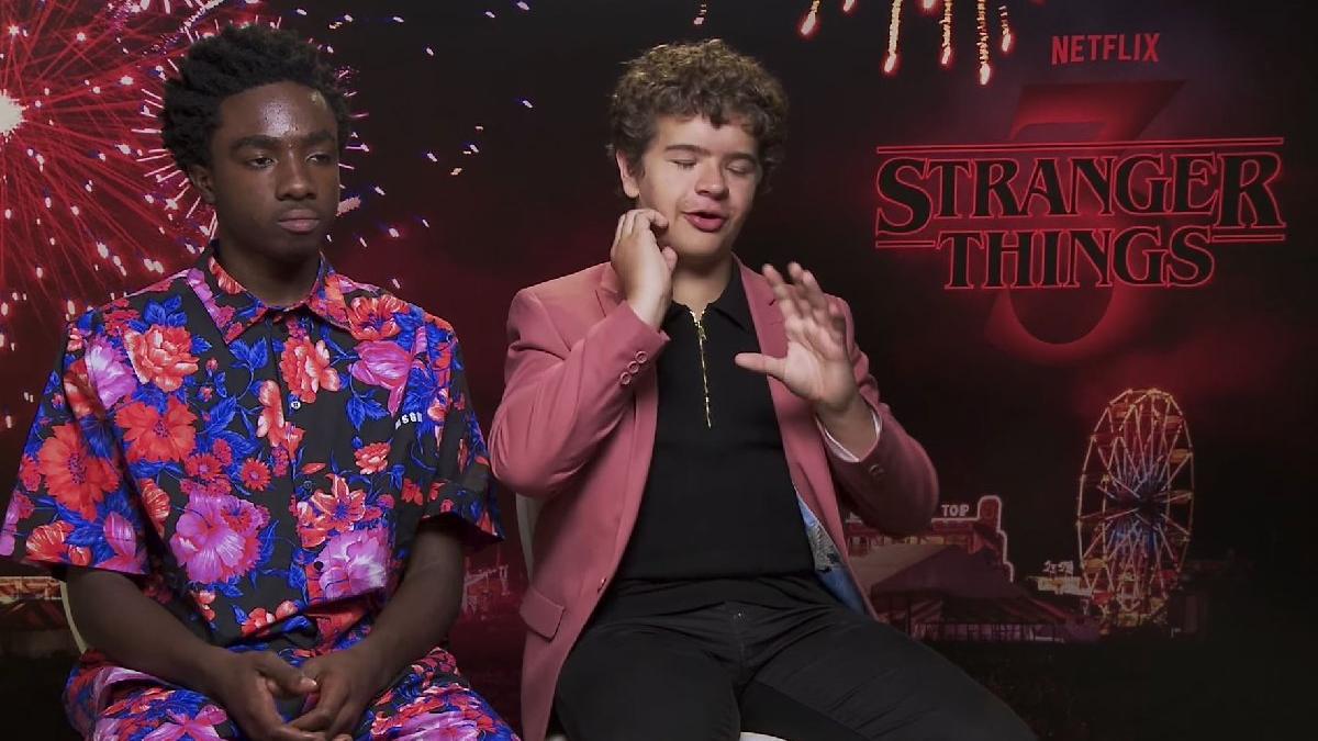 Netflix In Kult Dizisi Stranger Things In Lucas Ve Dustin I Sozcu Com Tr Ye Konustu Son Dakika Dunya Haberleri