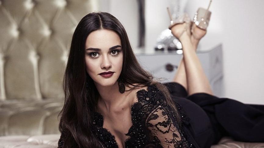 Hande Soral ‘Frida Kahlo’ya can vermeye devam edecek