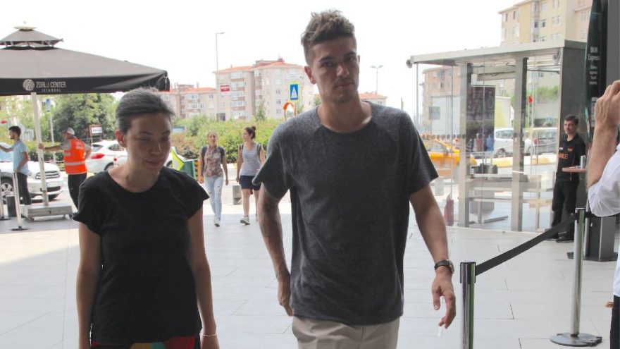 Eşiyle alışverişte