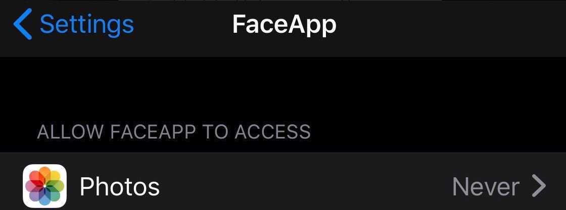 Ayarlar bölümünden FaceApp’e fotoğraflarınızı kullanmak için izin vermeseniz bile uygulamanın devam etmesi için farkında olmadan fotoğraflar işlenebiliyor.