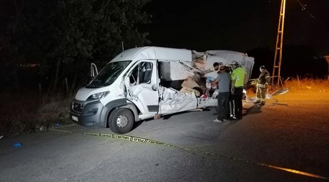 Şile yolunda trafik kazası 2 ölü 5 yaralı
