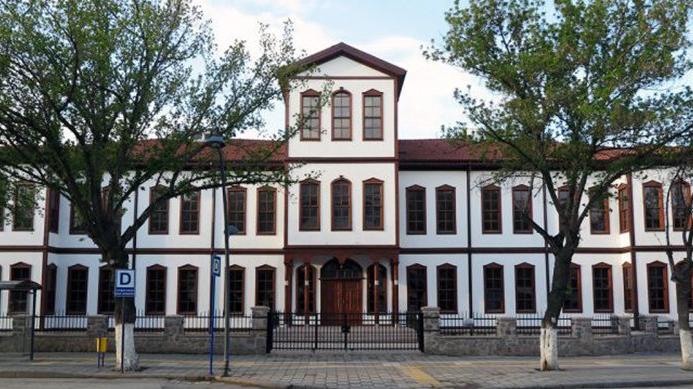 1 milyon liraya restore edilen müzenin temeli çöktü