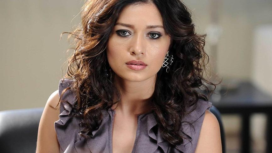 Nurgül Yeşilçay’dan hayranlarını üzecek haber