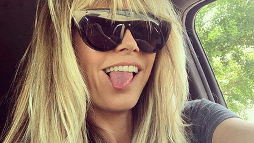 Heidi Klum’dan ‘yırtık etek’ dansı