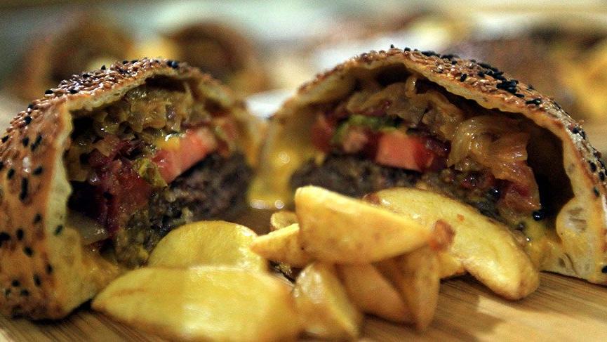 Samsun pidesi ile hamburgerin lezzeti birleşti