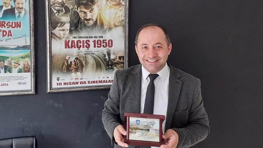 5 yıl sonra gelen ödül yapımcısının yüzünü güldürdü