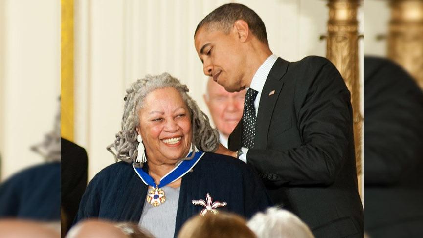 Nobel ödüllü ünlü yazar Toni Morrison hayatını kaybetti