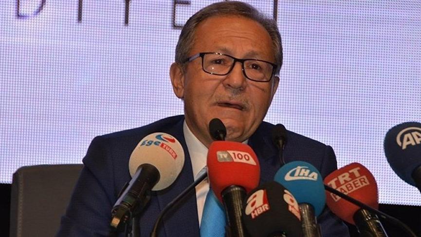 AKP’den ağlayarak istifa eden başkandan Babacan’a destek