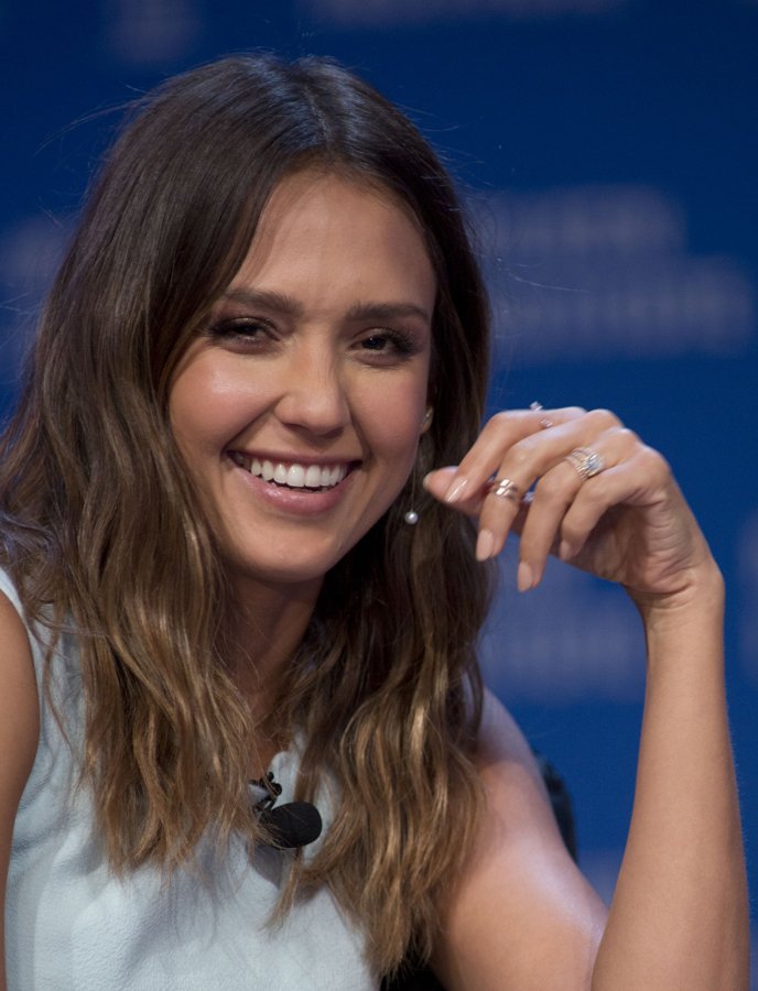 Jessica Alba Vucudumu Patlattilar Ama Bana Hava Hos Dedi Guncel Yasam Haberleri