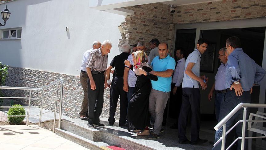 Evlatlık olduğunu öğrenen genç dehşet saçtı