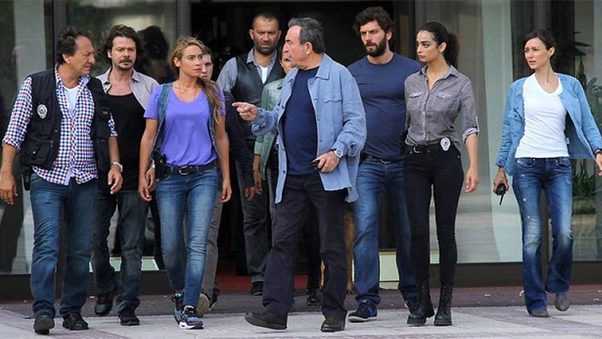 Arka Sokaklar’dan ayrıldı: 13 yıldır kadrodaydı