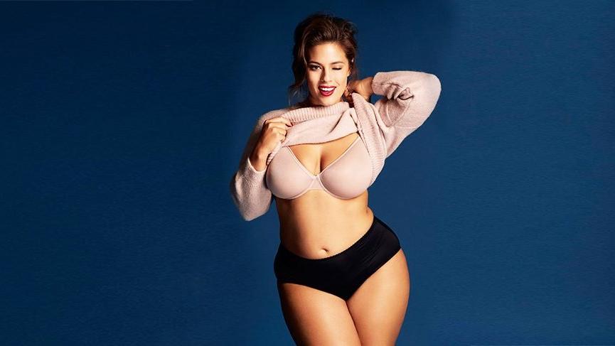 Ashley Graham yine bildiğiniz gibi