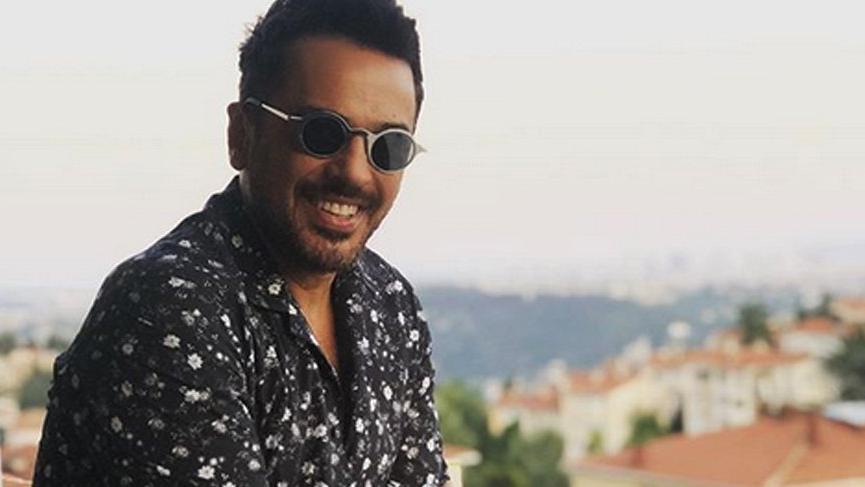 Emre Altuğ yeni imajını böyle duyurdu