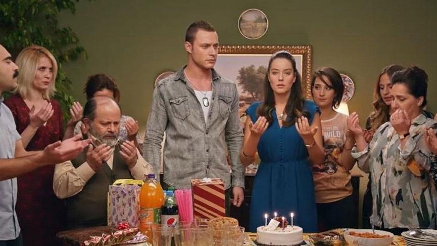 Deli Aşk filminin konusu ve oyuncu kadrosu