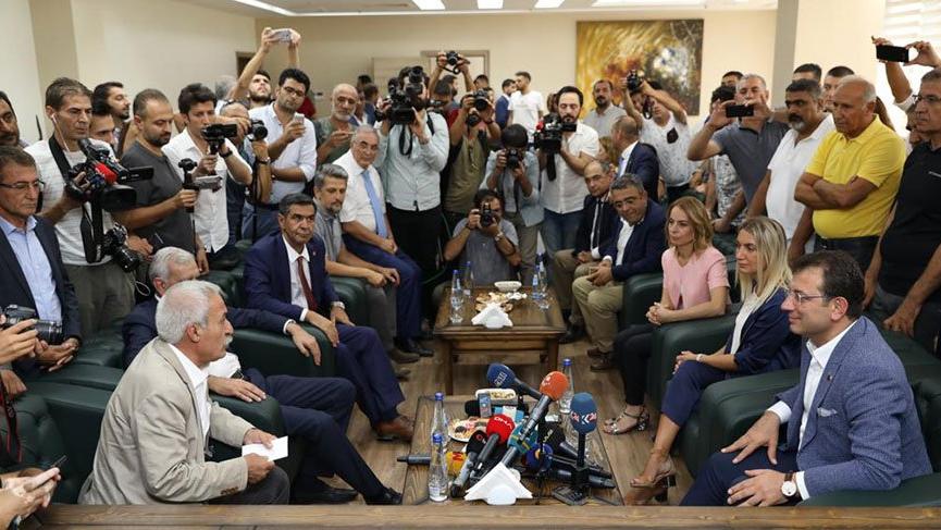 İmamoğlu, görevden alınan: Mızraklı ve Türk’le bir araya geldi