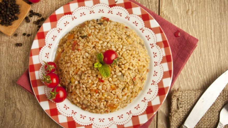 Bulgur pilavı nasıl yapılır? İşte şehriyeli nefis bulgur pilavı tarifi…
