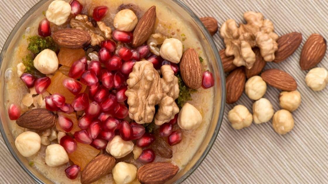 Asure Nasil Yapilir Iste Geleneksel Lezzet Kolay Asure Tarifi Yemek Tarifleri