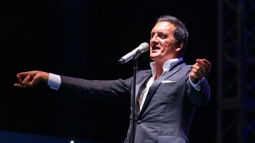 Dünyaca ünlü sanatçı Dany Brillant, Candan Erçetin hayranı çıktı
