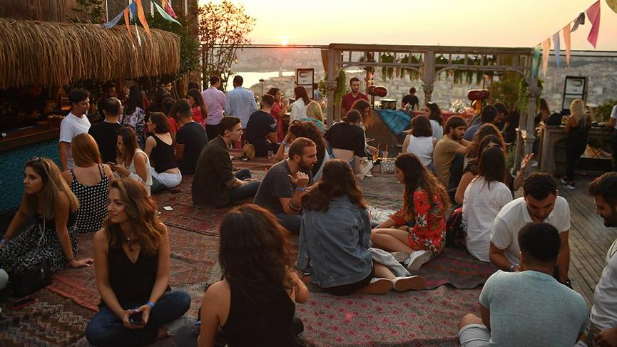 İstanbul Rooftop Festival’i binlerce kişiyi ağırladı
