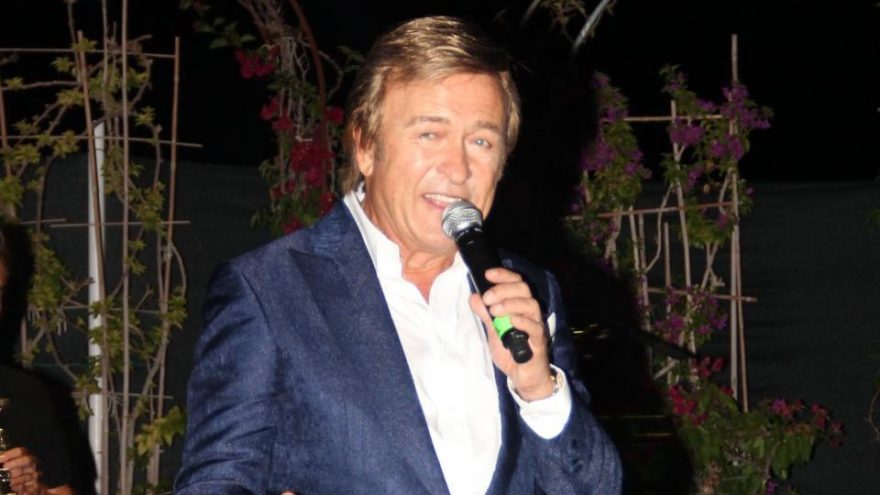 Erol Evgin KKTC’yi mest etti