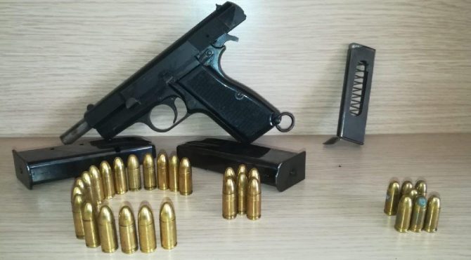 Adana da 39 silah ele geçirildi 173 hükümlü yakalandı