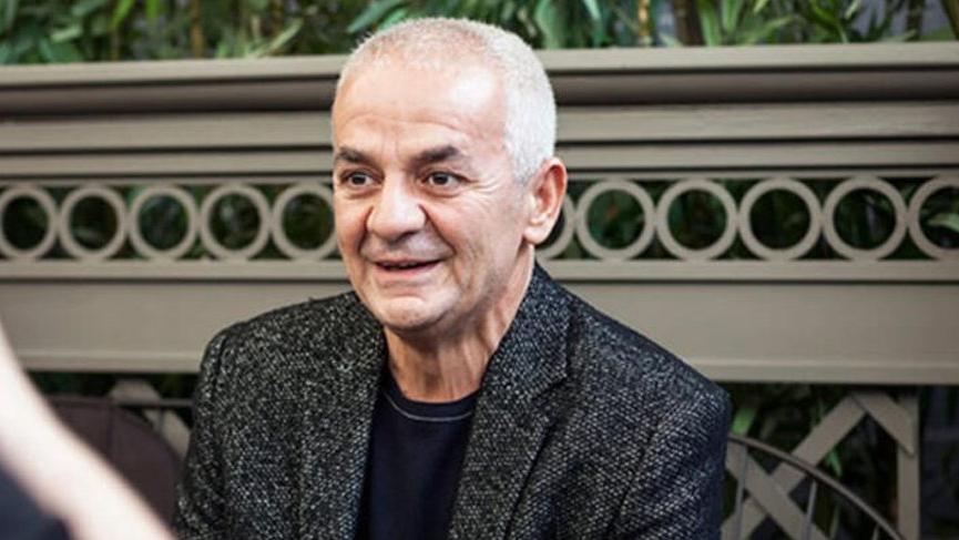 Zafer Algöz’den çiçekli ziyaret