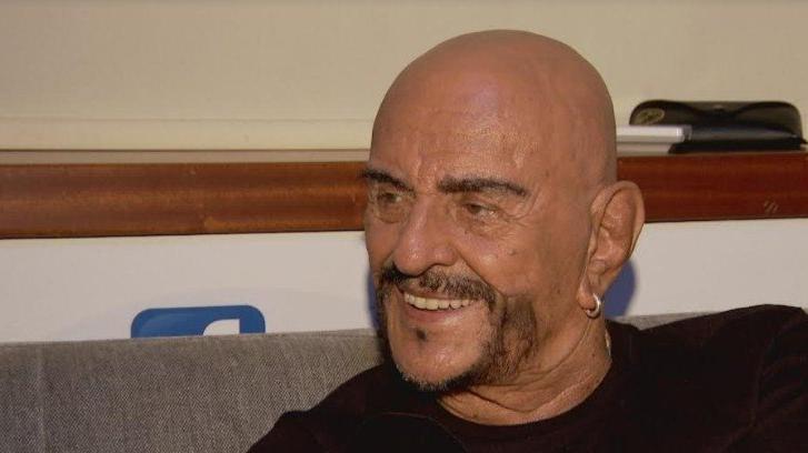 Alpay’dan rapçilere ve Tarkan’a eleştiri