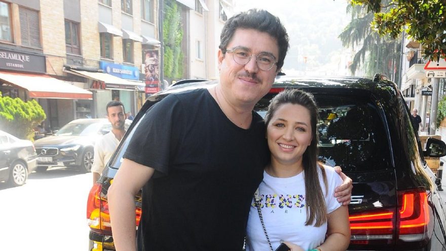 İbrahim Büyükak eşini beklerken kaza yaptı