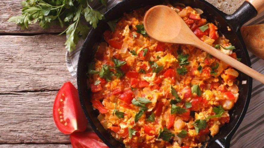 Menemen soğanlı mı olur, soğansız mı sorusunun cevabı bu araştırmada