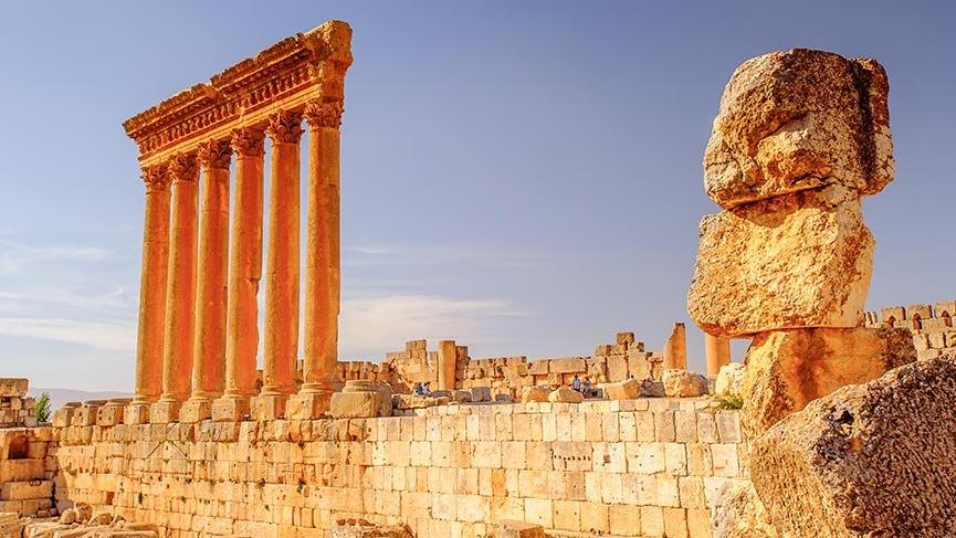 Binlerce yıldır ihtişamını koruyan Baalbek Antik Kenti