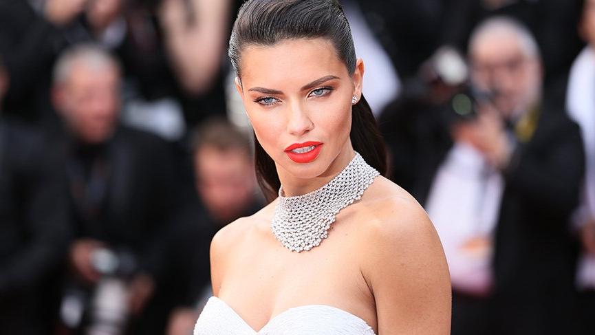 Adriana Lima’nın yaz aşkı sona erdi