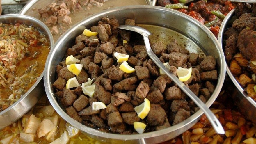 Dana Arnavut ciğeri tarifi: Arnavut ciğeri nasıl yapılır?
