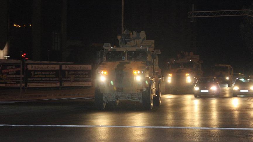 Suriye sınırına gece yarısı askeri sevkiyat