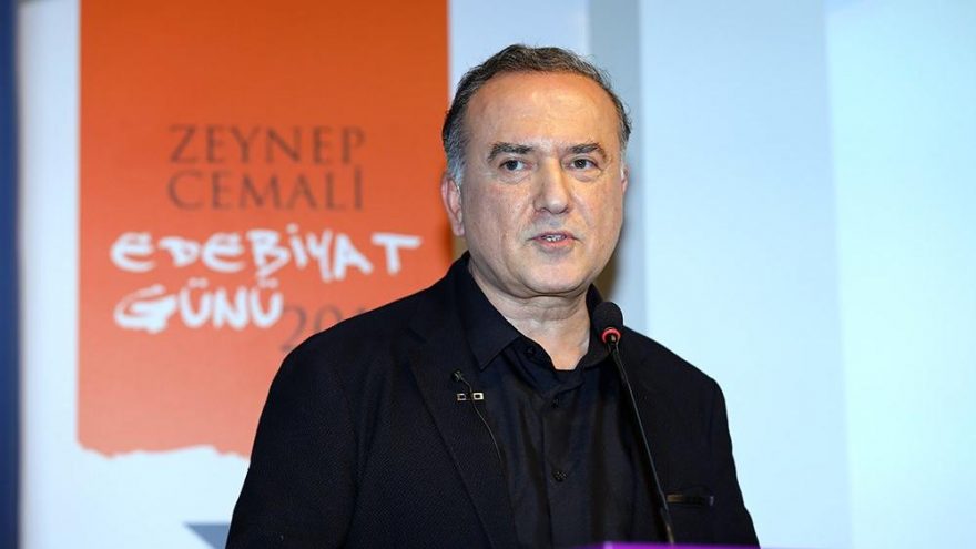 ‘Edebiyat bir damıtma sanatıdır!’