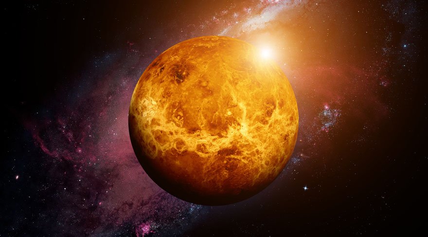 Venüs astrolojide temel olarak, nasıl sevdiğimiz, nasıl aşık olduğumuz, nasıl değer verdiğimiz, birini nasıl etkilediğimiz, nelerden hoşlandığımız, ilişkilerden beklentilerimiz, çekim gücümüz, nelere değer verdiğimiz, estetik, sanat, yaratıcılıkla ilgili konular, kendi öz değerimiz hakkında bizlere bilgi verir.