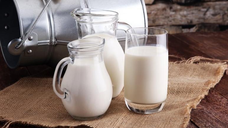 Süt pahalanırken üretim düşüyor - Ekonomi haberleri