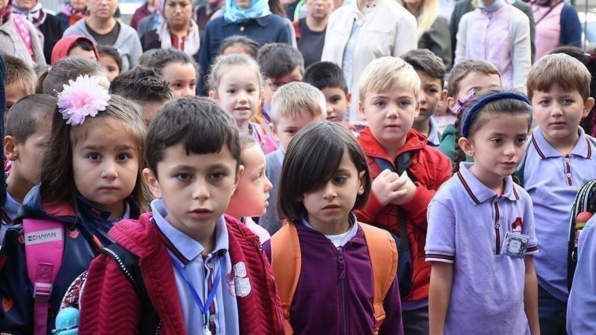 Okullar ne zaman kapanacak? İlk ara tatil ne zaman? İşte tarihleri…