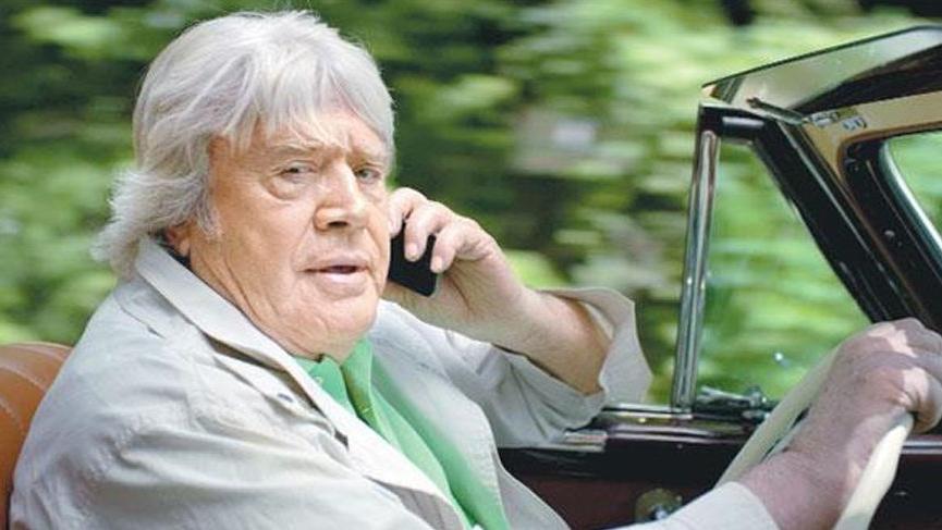 Cüneyt Arkın’dan Mehmetçiğe asker selamı