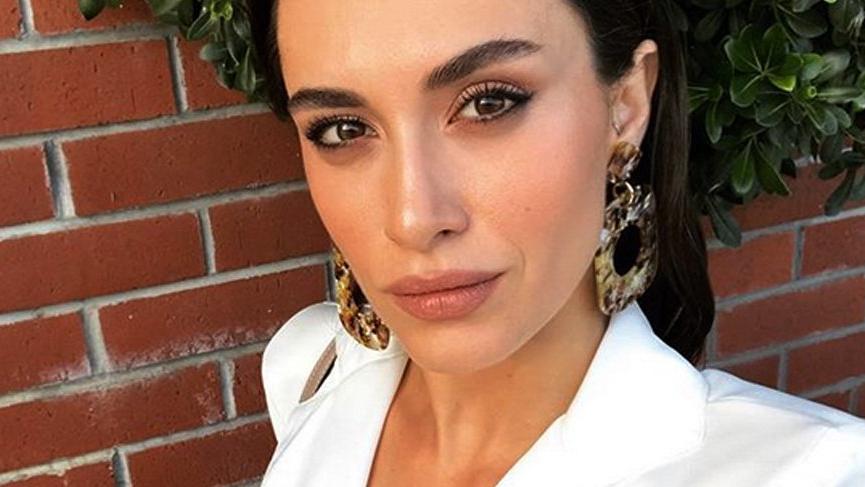 Hande Doğandemir’in kapalı köprü tepkisi