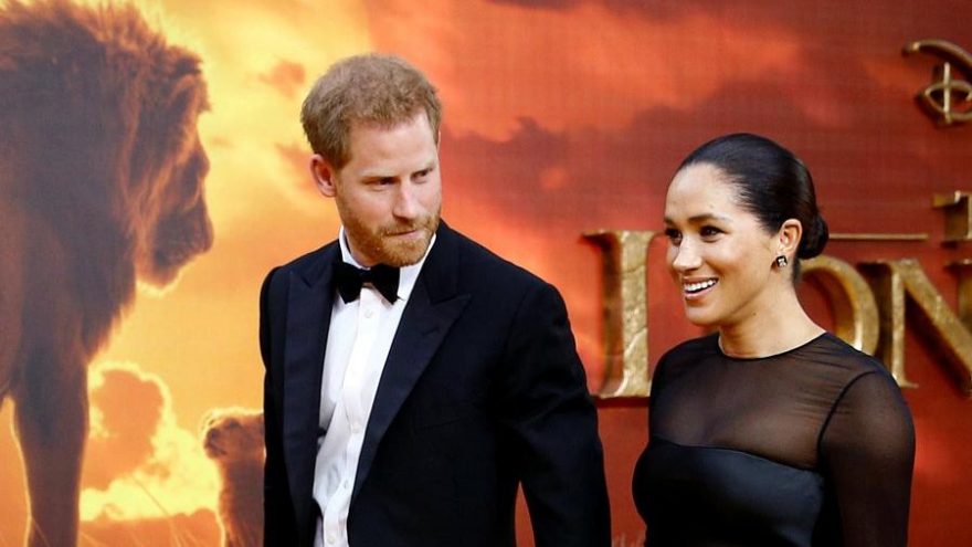 Meghan Markle, arkadaşlarının Prens Harry ile evlenmemesi için uyardığını itiraf etti